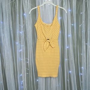 Fashion Nova ❤️ NWT Striped Yellow/White Dress - M